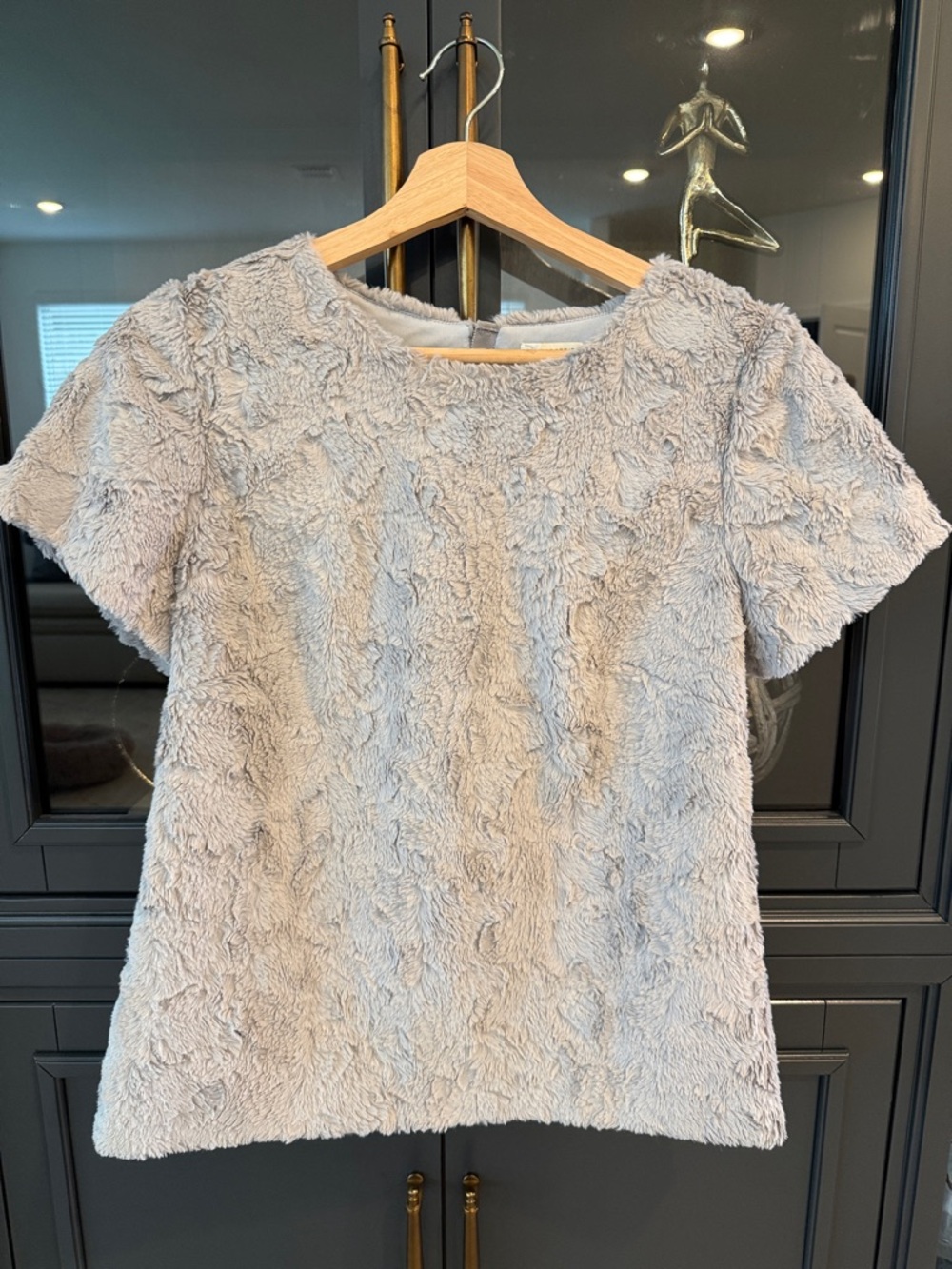 leifsdottir Plush Short-Sleeve Top in Light Gray